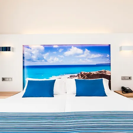 Globales Playa 4* エステポナ