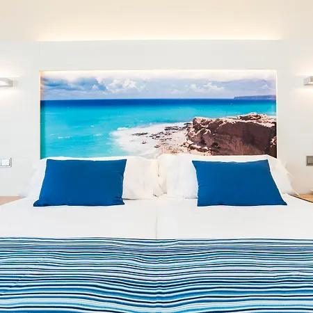 ホテル Globales Playa エステポナ