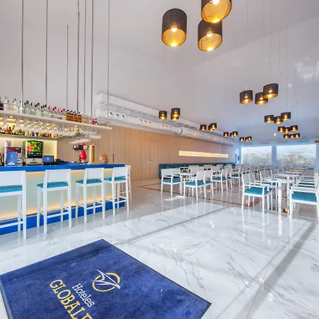Globales Playa ホテル エステポナ