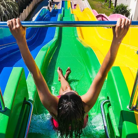 Globales Playa ホテル エステポナ