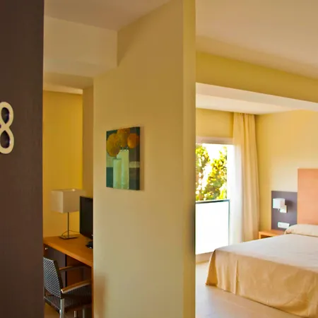 Globales Playa Hotel