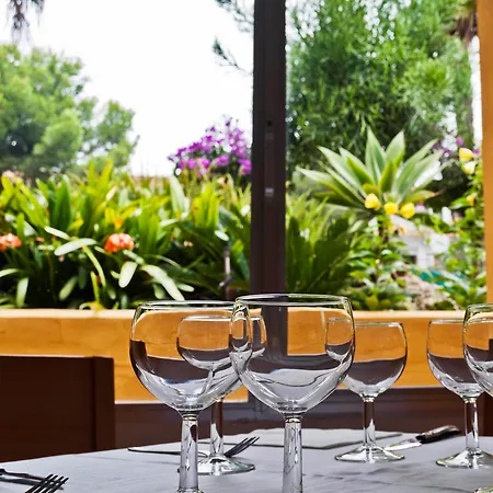 Globales Playa 4*