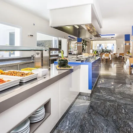 Globales Playa Hotell 4*